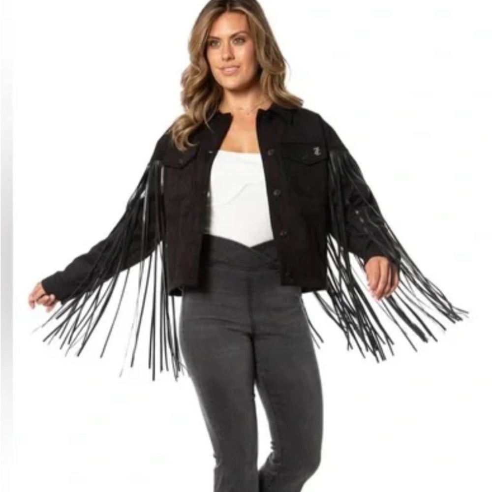 Fringe Faux Leather Trucker Jacket
Juicy Couture size small, new with tags - Picture 2 of 10